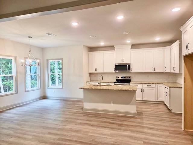 The Cherokee Lake Arrowhead Craftsman interior