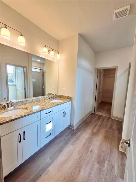 The Cherokee Lake Arrowhead Craftsman interior