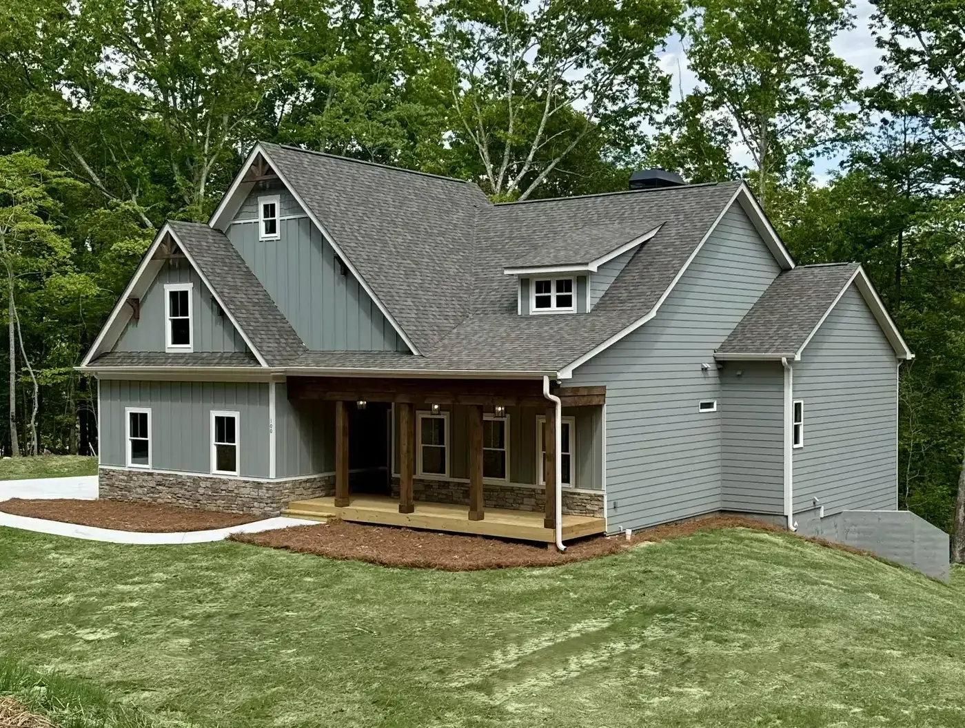 100 Diane Court &mdash; front elevation