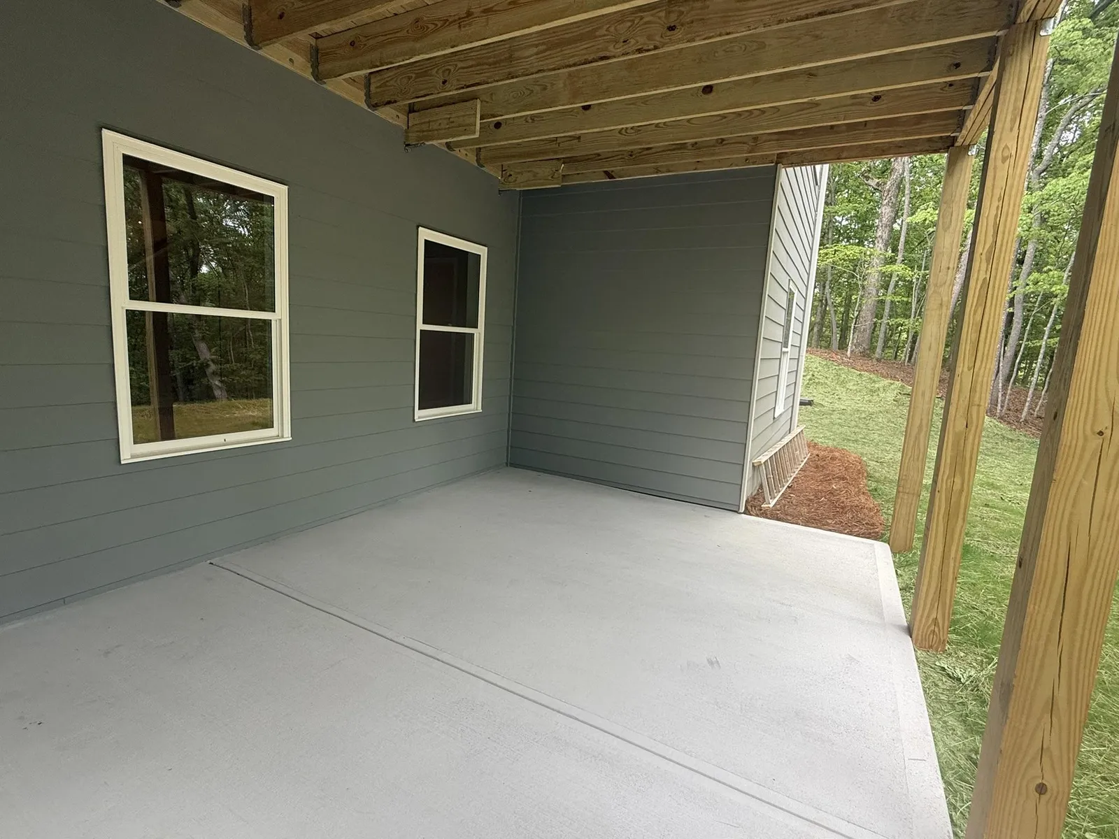 100 Diane Court &mdash; bedroom with natural light