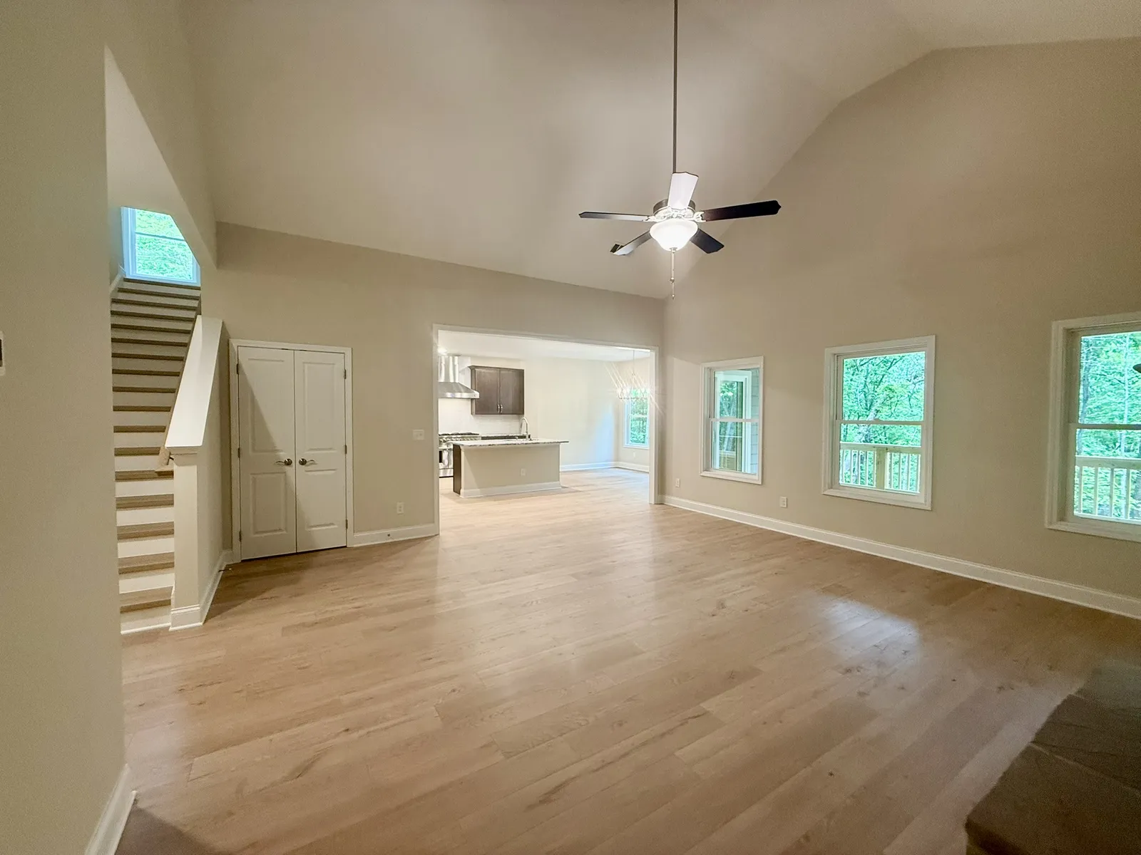100 Diane Court &mdash; vaulted great room and staircase
