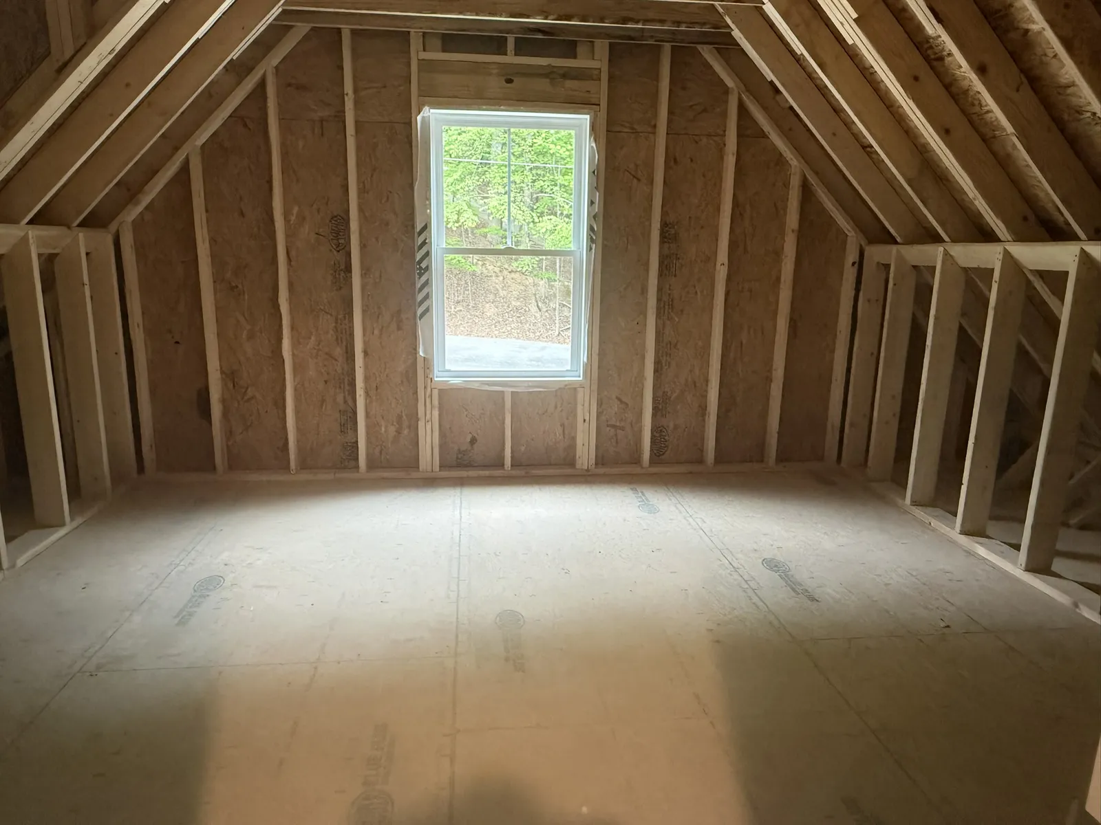100 Diane Court &mdash; flex space